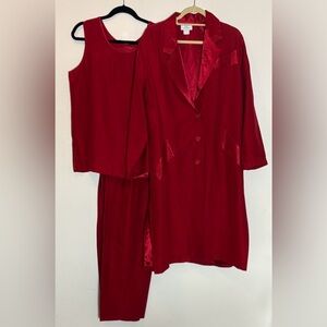 Vintage IC COLLECTION 3 piece pant suit with long jacket M